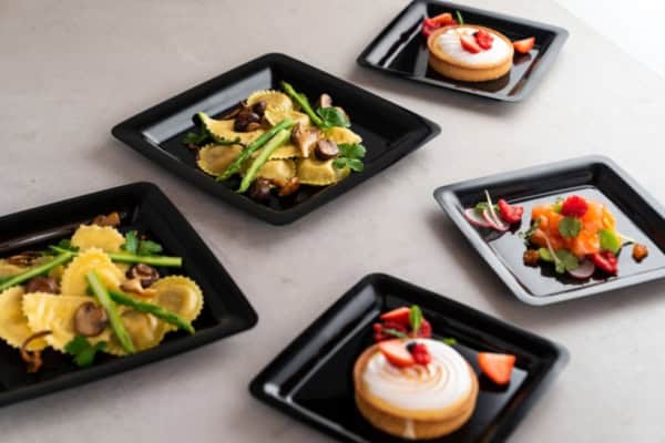 Herbruikbaar bord vierkant 18cm 23cm zwart